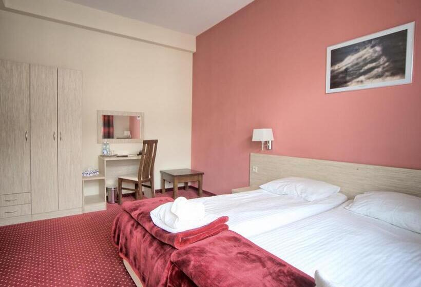 Hotell Ośrodek Wczasowy Paradise