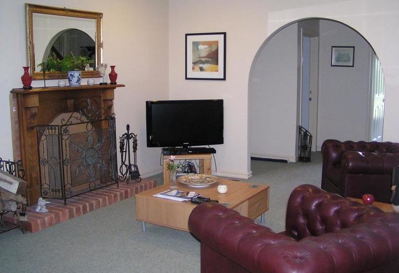 Karingal Homestead B&b