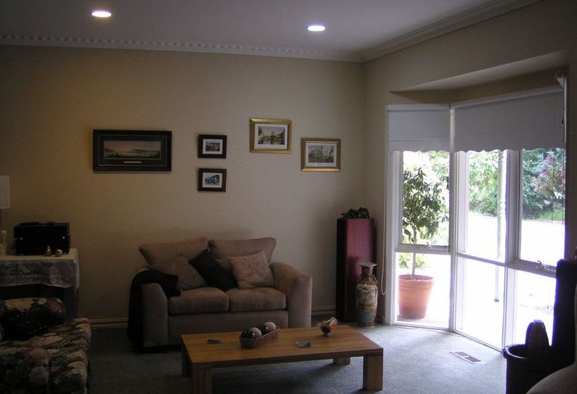 Karingal Homestead B&b