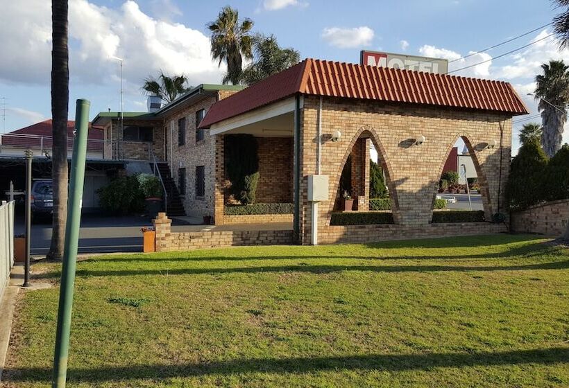 מוטל Centre Point Midcity Motor Inn