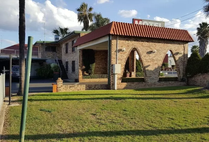 Motelli Centre Point Midcity Motor Inn