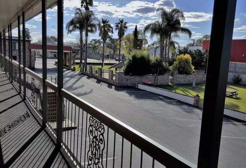 Motelli Centre Point Midcity Motor Inn