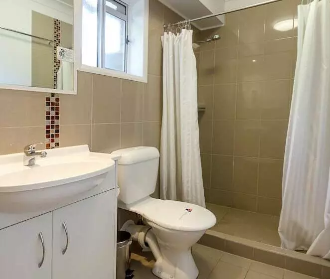 Motelli Centre Point Midcity Motor Inn