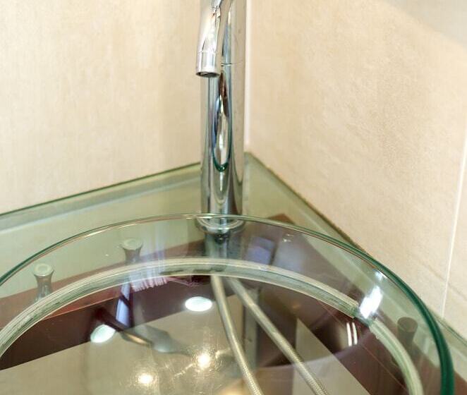 מוטל Centre Point Midcity Motor Inn