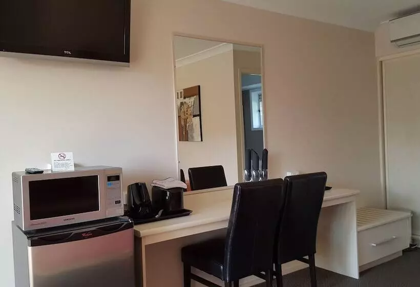 Motelli Centre Point Midcity Motor Inn