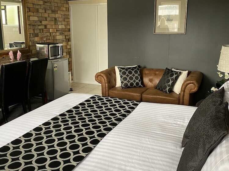 מוטל Centre Point Midcity Motor Inn