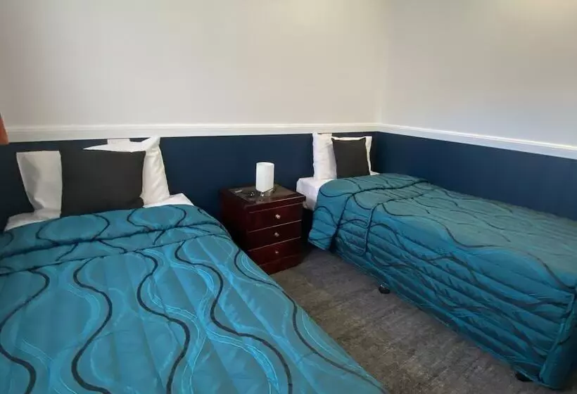 Motelli Centre Point Midcity Motor Inn