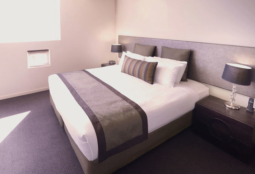 Mullaloo Beach  & Apartments