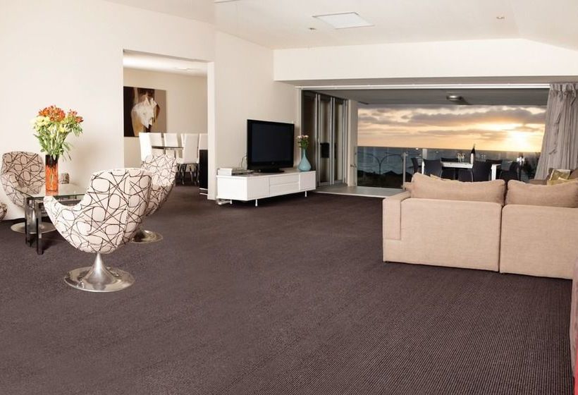 Mullaloo Beach  & Apartments