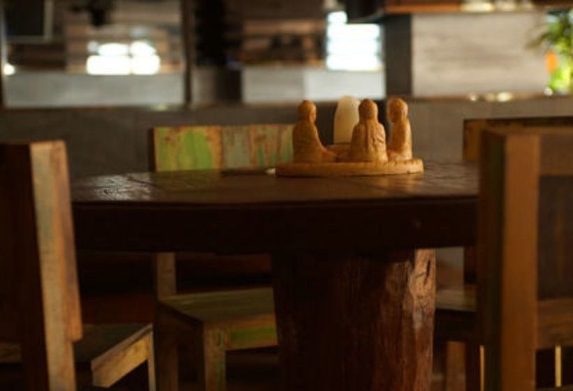 Mullaloo Beach  & Apartments