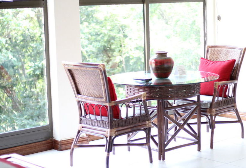 Pension El Cazador Guest House