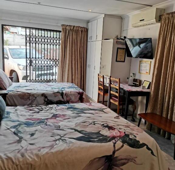 פנסיון Jothams Bed & Breakfast Or Self Catering