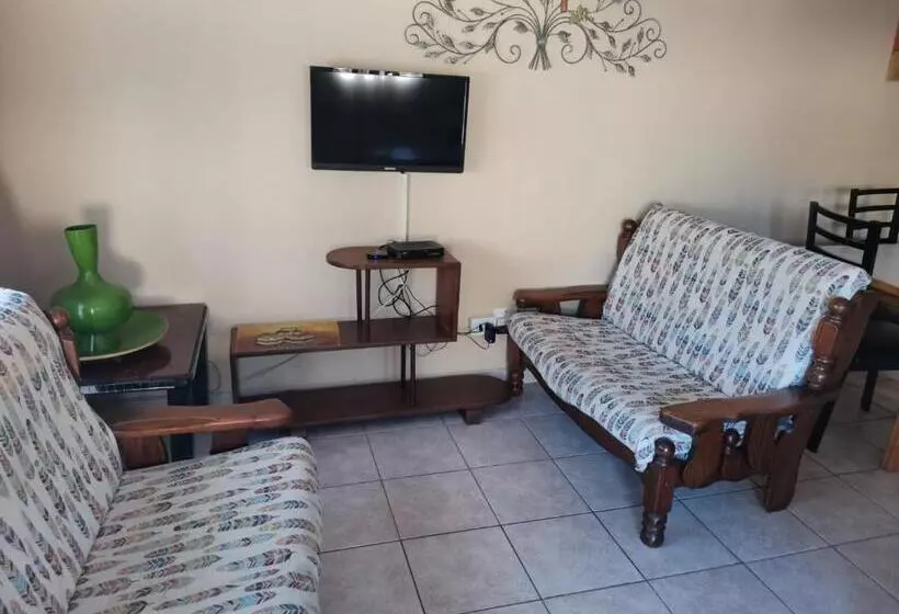 پانسیون Jothams Bed & Breakfast Or Self Catering