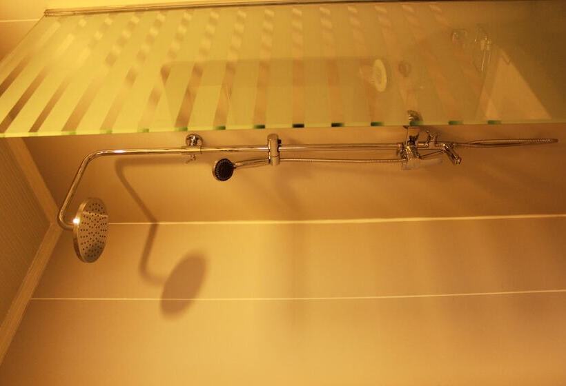 פנסיון Samaya Fort