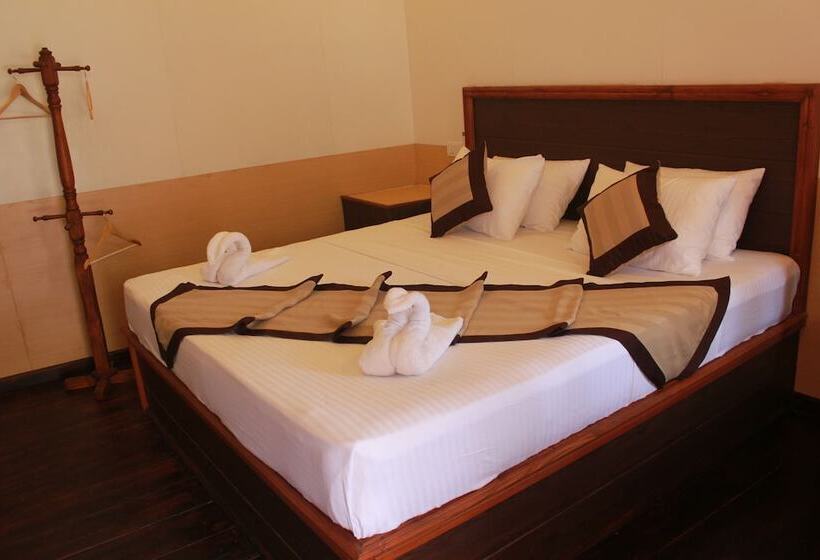 פנסיון Samaya Fort