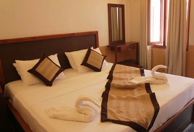 פנסיון Samaya Fort