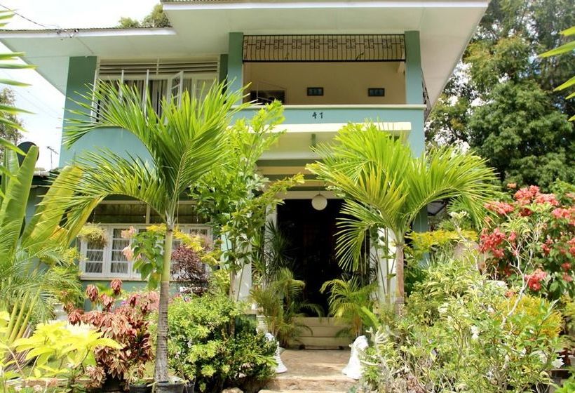 Majatalo Samise Villa