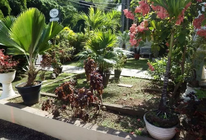 پانسیون Samise Villa