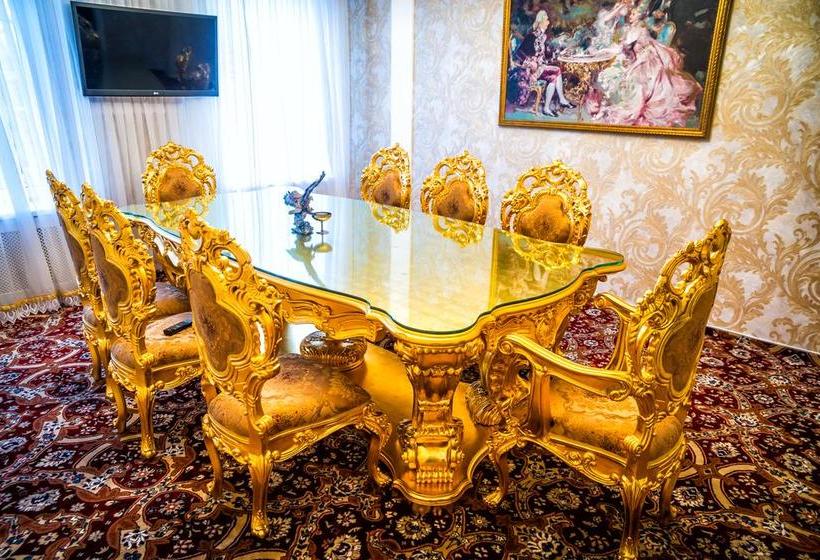 Petrovsky Prichal Hotel & Spa