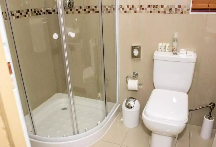 Victoria Heights B&b