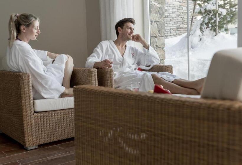 민박 Superior Hotel Edelweiss