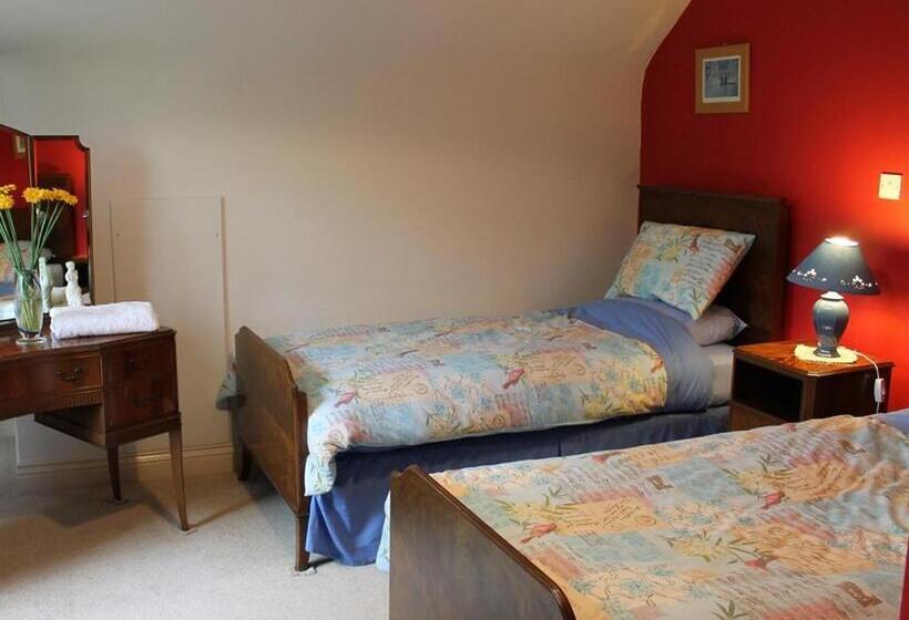 Blossom Hill Bed And Breakfast