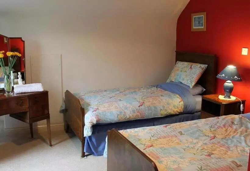 Blossom Hill Bed And Breakfast