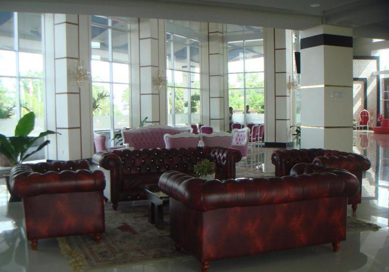 Ck Tanjungpinang Hotel & Convention Centre