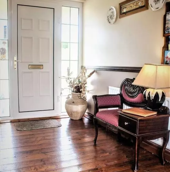 Hilltop B & B