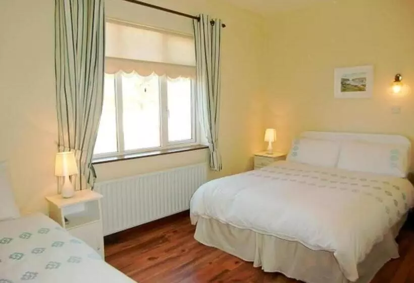 Hilltop B & B