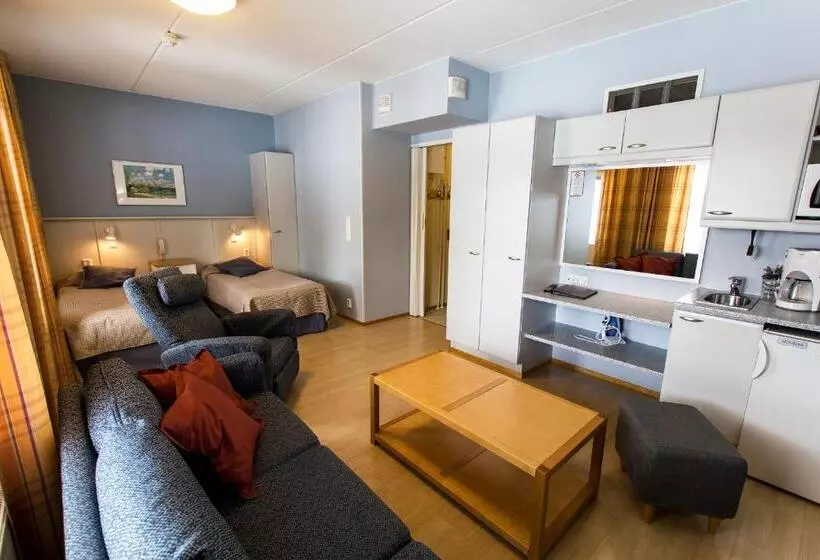 簡易ホテル Spa Hotel Rauhalahti
