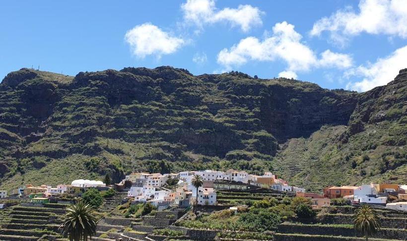 فندق Apartamentos Escuela