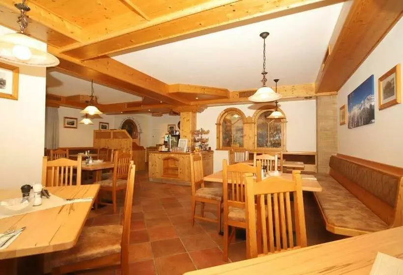 Otel Cafe' Hermann