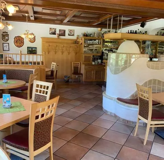 Otel Cafe' Hermann