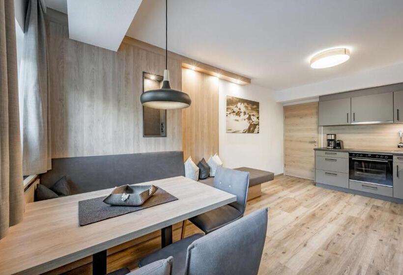 ホテル Rechenau Living & Relax