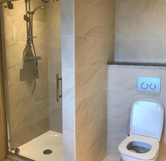 בית מלון כפרי St Kyrans Guest House