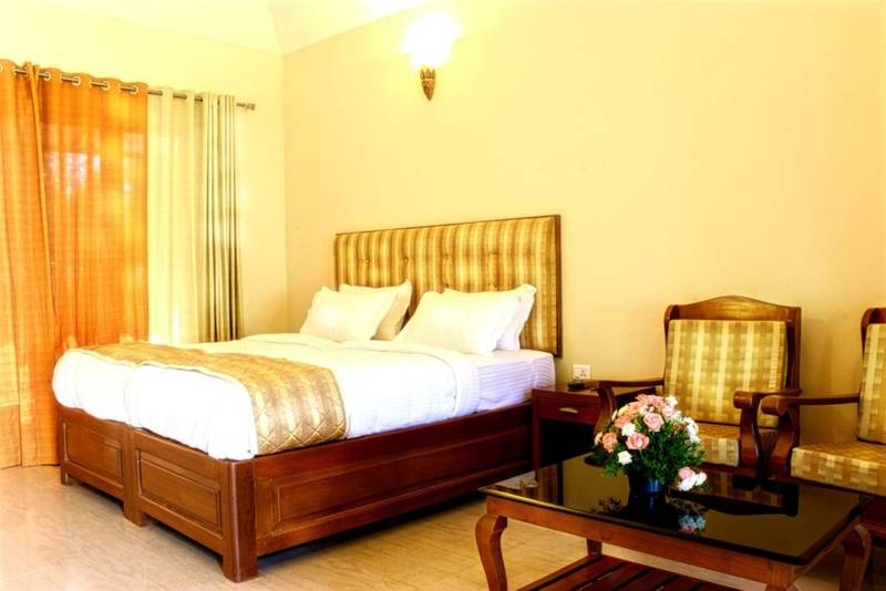 בית מלון כפרי The Grand Leoney Resort