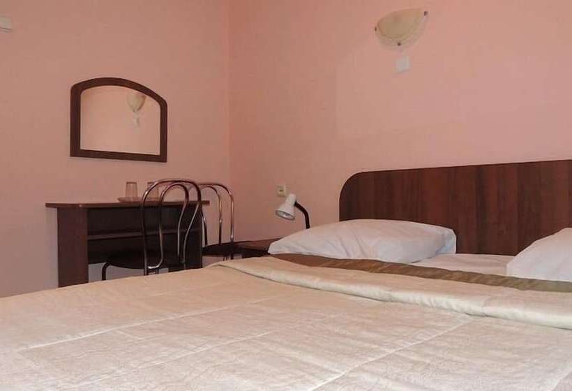 בית מלון כפרי Vetraz