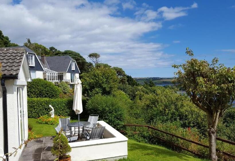 Rocklands House Bed And Breakfast