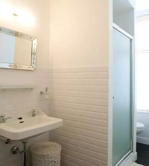 Antwerp B&b