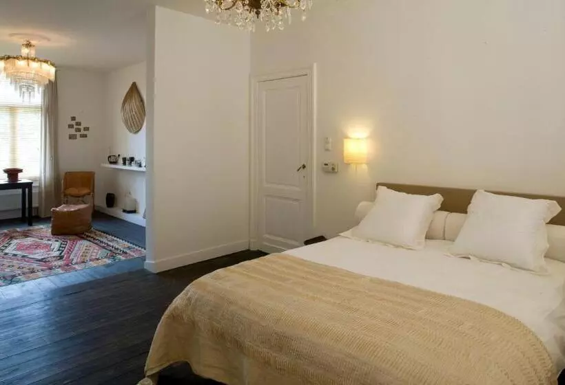 Antwerp B&b