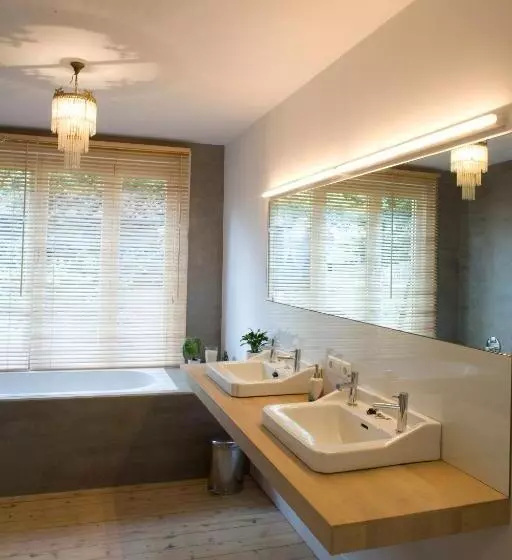 Antwerp B&b