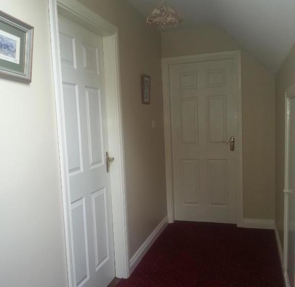 Aran View   Radharc Arainn B&b