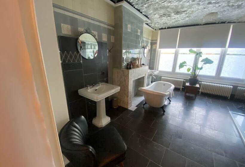 تختخواب و صبحانه The Museum   Au Lit, Jérôme!