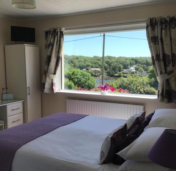 ベッドアンドブレックファースト Aran Lodge