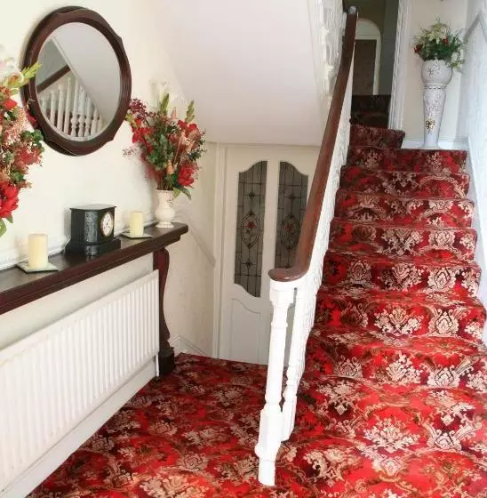 Meadowside B&b