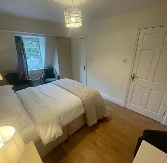 Aamiaismajoitus (B&B) Beechwood House Accommodation
