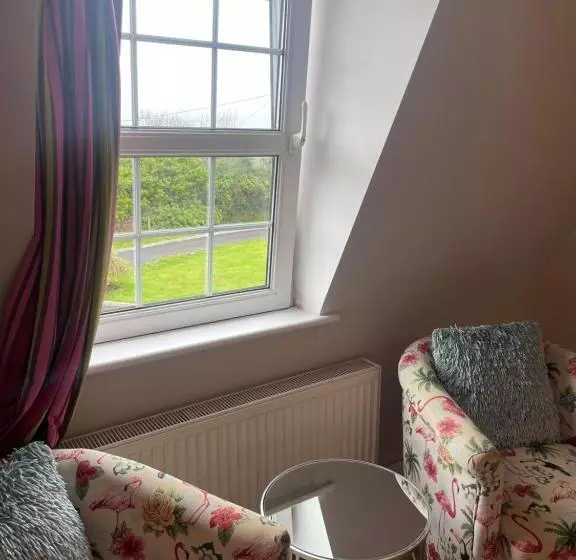 Aamiaismajoitus (B&B) Beechwood House Accommodation