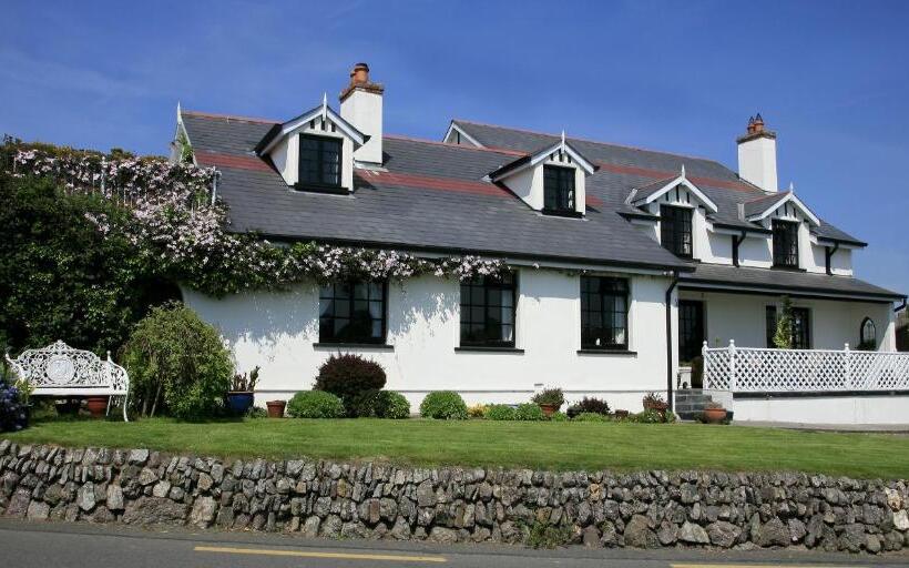 مبيت وإفطار Marsh Mere Lodge