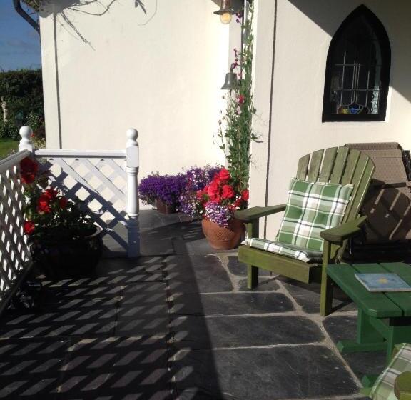 مبيت وإفطار Marsh Mere Lodge